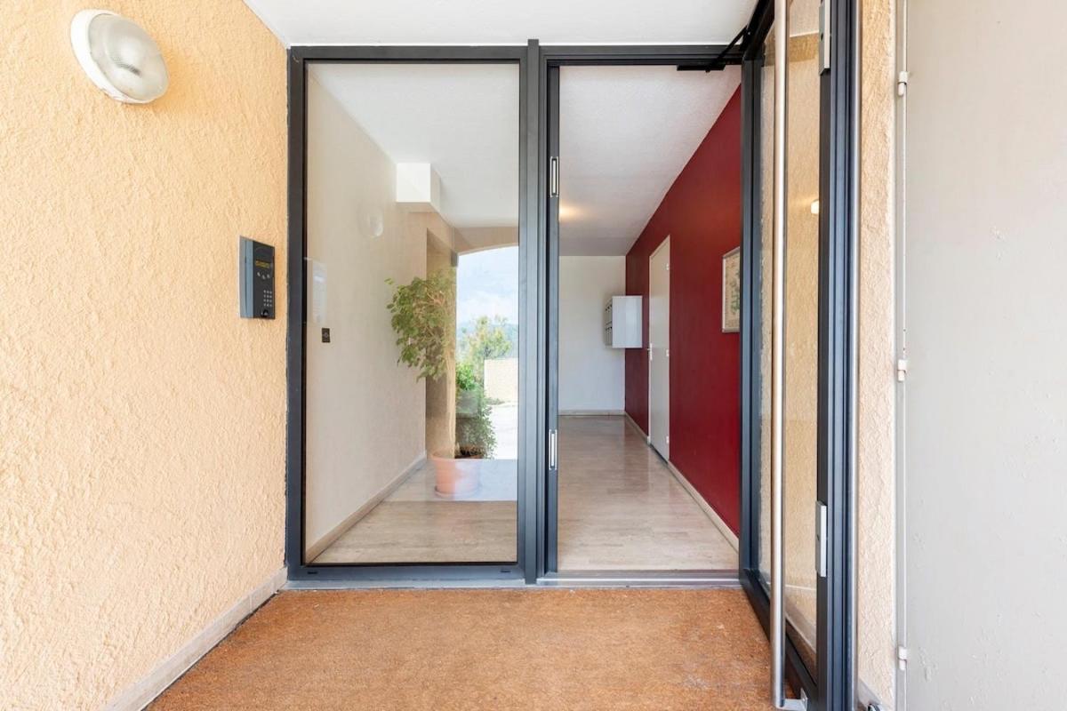Cassis, Appartement 3 Chambres Avec Terrasse Eksteriør bilde